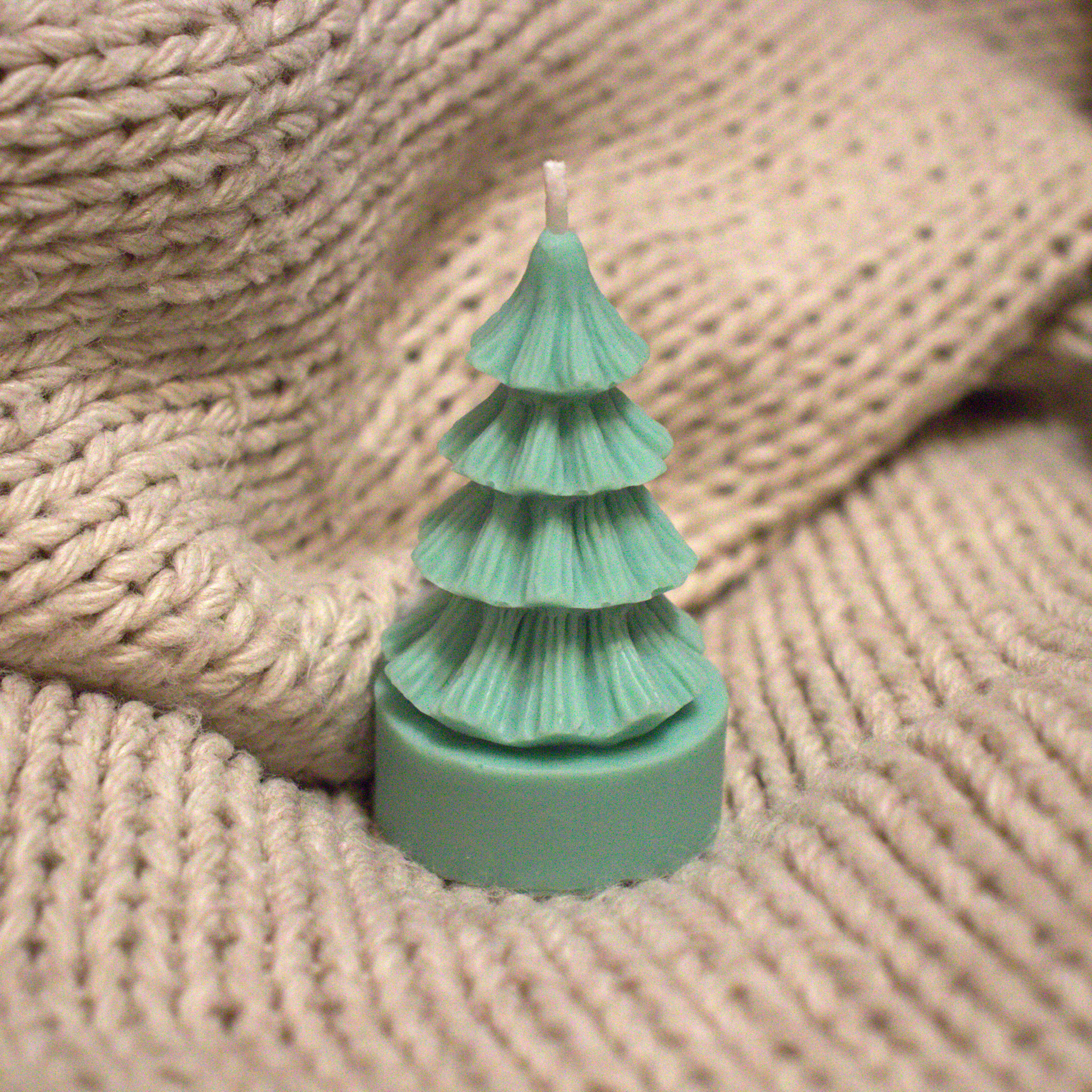 mini talpas Zöldfenyő